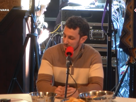 Tuğrul Çirakoğlu schreef een boek over de wondere wereld achter extreme schoonmaak