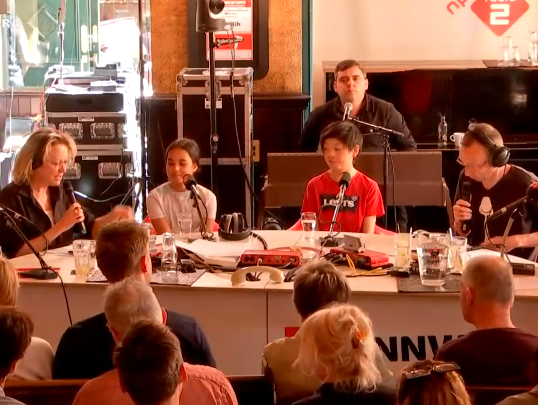 Samiwa, Quan, Loes en Ise lossen de meest ingewikkelde dilemma’s op in het programma ‘Wat zou jij doen?’