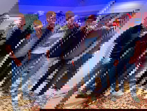 Hooverphonic speelt 'Por Favor' live bij Jan-Willem Start Op