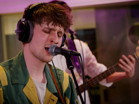 Melle - How I Long (Live @ Giel)