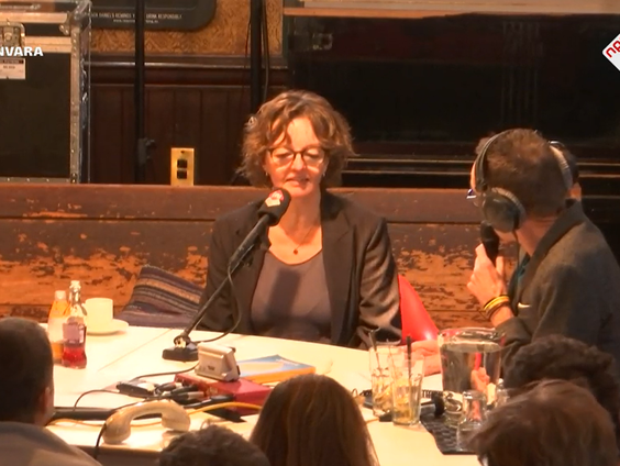 Cabaretier Sanne Wallis de Vries over haar show ‘Kerst in de Komedie'.