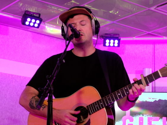 SYML - Where's My Love (Live @ Giel)