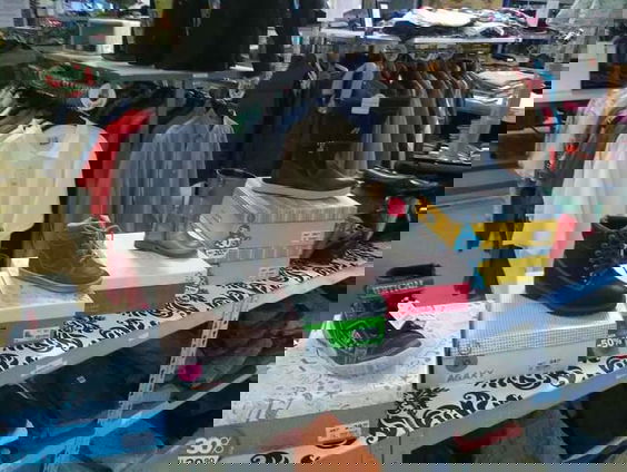 Raimond Pouw ziet aantal aanmeldingen kledingbank Zoetermeer snel toenemen