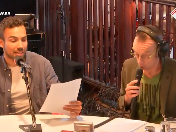 Cabaret: Vegan hotdog mét kippenvlees