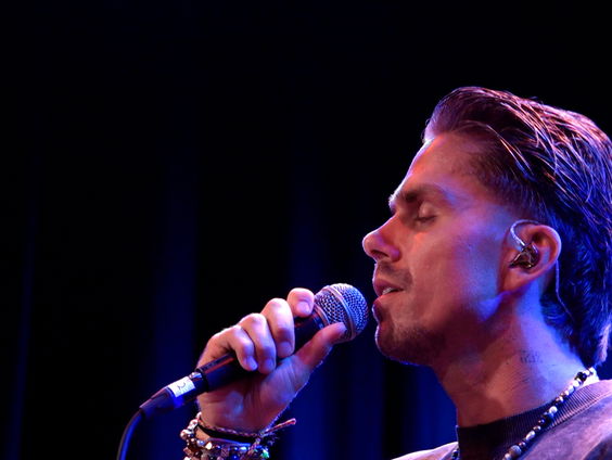 André Hazes - Ik Leef Mijn Eigen Leven | live in Muziekcafé