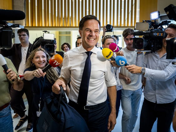 Komt er een tijdelijke zakenpremier in de Tweede Kamer?