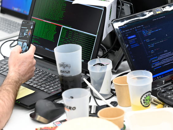 Cyber security expert Joeri onderhandelde met hackers Lockbit: "Ze zijn harder en feller geworden"