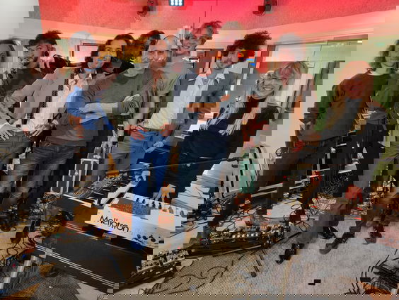 Cosmic Crooner speelt Popsicle Place live @ Blokhuis