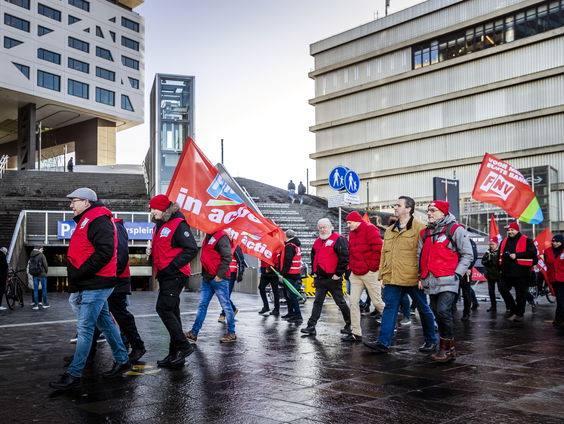 Staken niet altijd uitkomst volgens onderhandelingsexpert Tim Masselink: "Breekt vertrouwen af"
