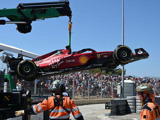 Allard Kalff hoopt dat crash Leclerc een technische fout was: "Anders maak ik me grote zorgen"