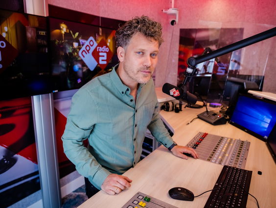 Humeurige Luisteraar 🤷🏻♂️