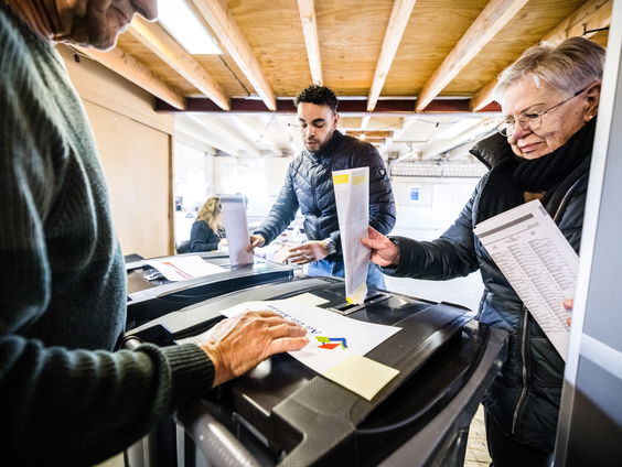 Joost Vullings analyseert uitzonderlijke verkiezingsuitslag: "Bijna alle partijen staan op verlies"