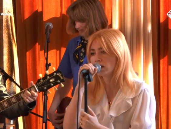 La Belle Epoque - Nobody Really Lives Here