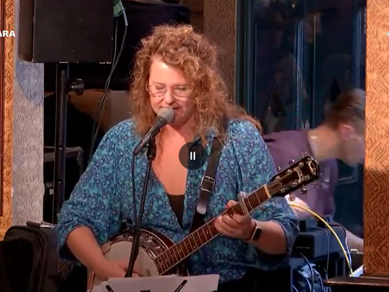 Cabaret: Kiki met het verkiezingslied