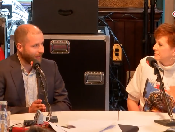 Moeten we zin hebben in nóg vijf jaar Macron? Frankrijkdeskundigen Wilco Versteeg en Chazia Mourali laten ...