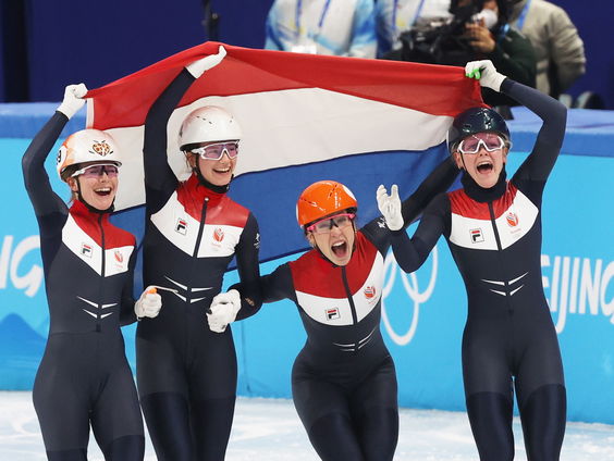 Erik Dijkstra ontroerd door panterhartje op helm Yara van Kerkhof