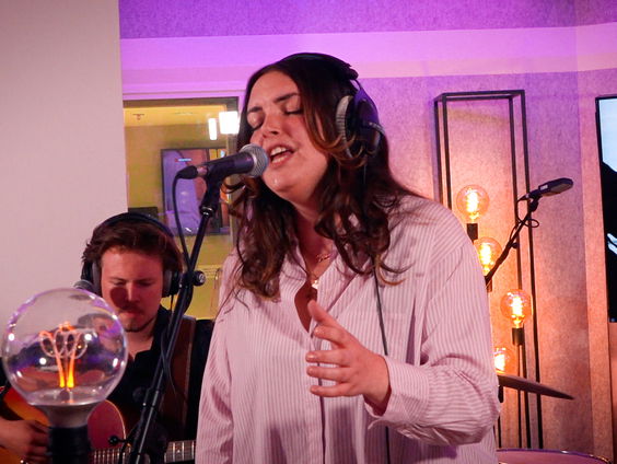 Penny Roox - Every Breath You Take (The Police cover) (Live @ Giel)