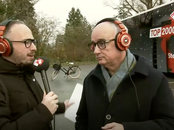 Frank is in de woonplaats van Andries Noppert