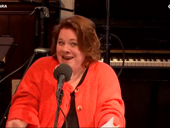 Cabaret: Sint Maarten schuift aan