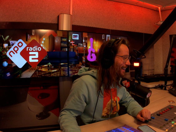 Corry Konings wil meer aandacht voor Benny Neyman