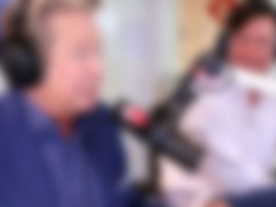 De identiteit van deze magische mystery guest tovert Jeroen zo uit z'n mouw