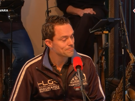 Dartfysio Jeroen van Leeuwen lapte Barney op voor de UK Open en praat ons bij over de fysieke ongemakken ...