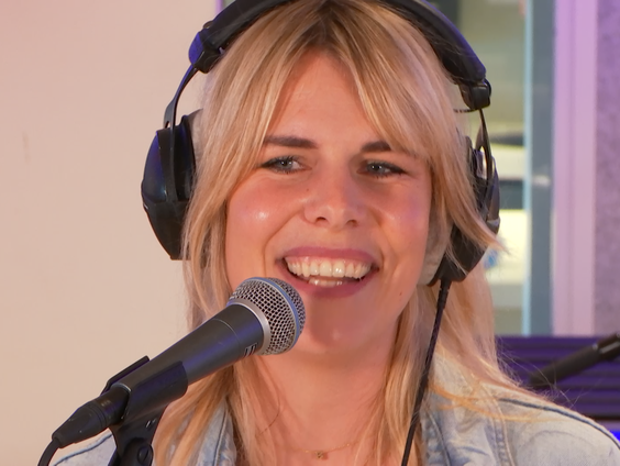 Blackbird met Lost In The Middle en Green Lights live in Muziekcafé vanuit de studio