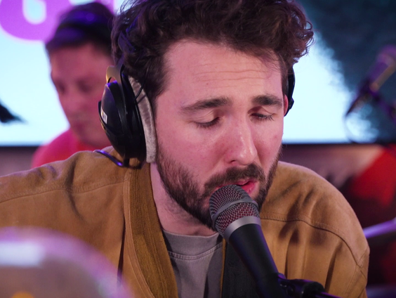 Will Knox - Out Of Time (Live @ Giel)