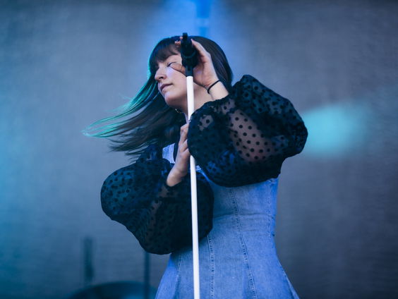 Rondé frontvrouw Rikki: 'Heel belangrijk om je eigen beste vriend te zijn'