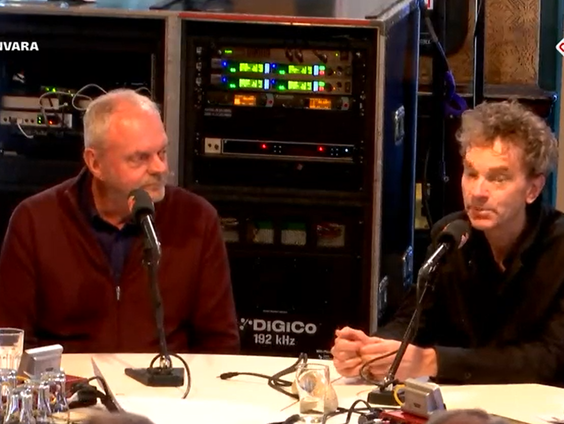 Jean-Pierre Geelen en Rail Away presentator Bob van der Houven praten over David Attenborough, die zondag ...