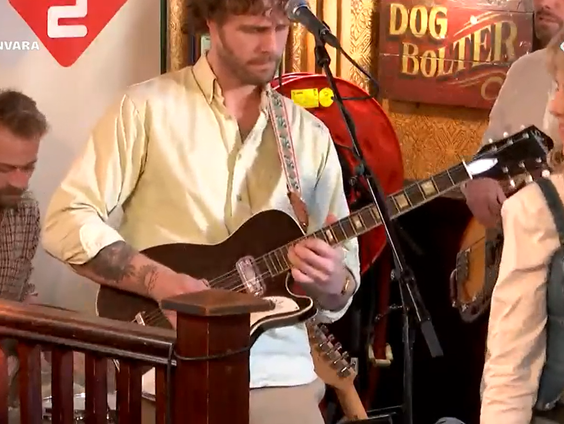 Blackbird – Built en broken