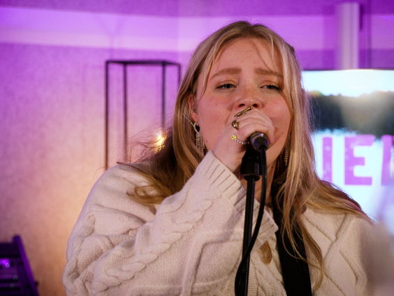 Sophia - Toen ik je zag (Live @ Giel)