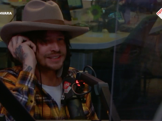 Rob DeKay- Ik ben maar een mens (Live @ Giel)