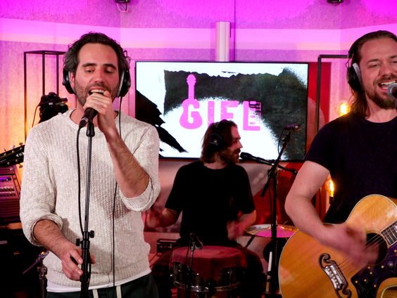 Navarone - Wire (Live @ Giel)