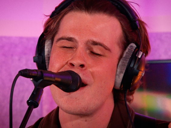 remme - Running Up That Hill (A Deal With God) (Kate Bush cover) (Live @ Giel)