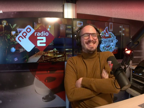 Met wie gaat Mirte op date?