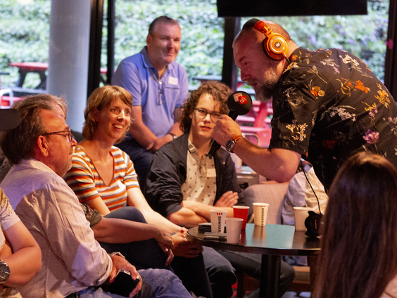 Luisteraars Toob, Marieke en Ingrid werden vrienden door Jan-Willem Start Op!