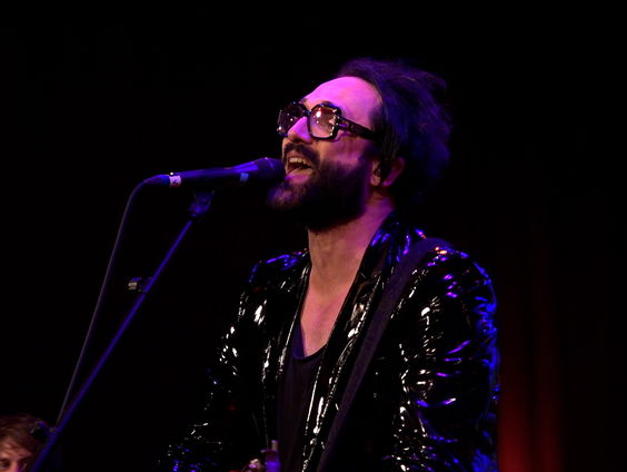 Blaudzun - HEY NOW live in Muziekcafé