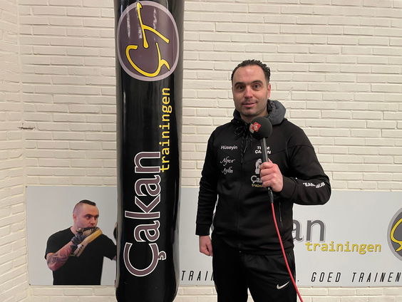 Boksschooleigenaar wil jeugd uit de gevangenis houden