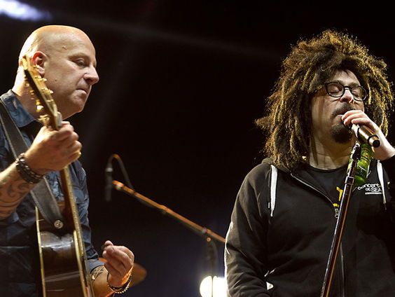 Vleugel Vrijdag: Holiday In Spain van Counting Crows en BLØF