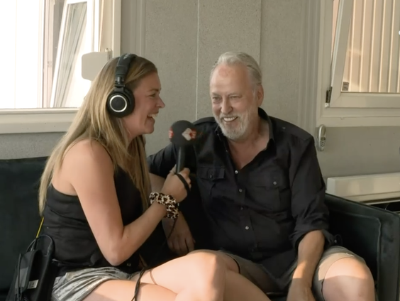 "Nu is het moment voor mijn memoires": Annemieke interviewt Jack Poels op CAS