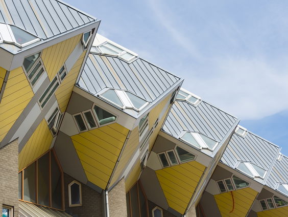 Ed heeft dagelijks toeristen over de vloer in z'n kubuswoning