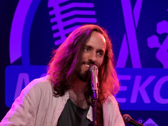 Tim Dawn - Don't Like Him On You | live in Muziekcafé