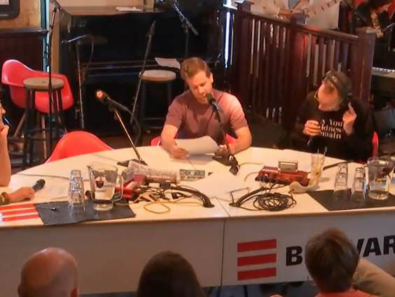 Cabaret: ex-Schipholtopman Dick Benschop schuift aan