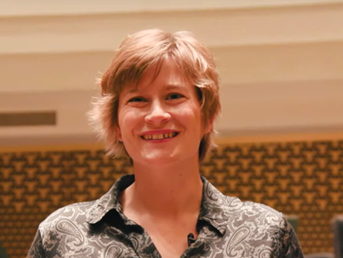 Dirigent Anja Bihlmaier te gast in de studio