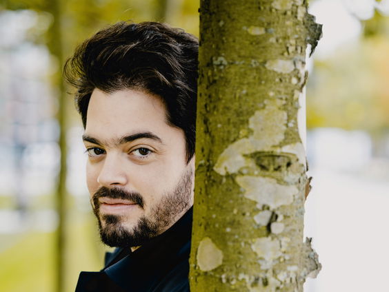 Chefdirigent Lahav Shani over herdenkingsconcerten Rotterdams Philharmonisch