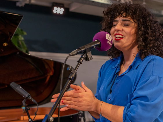 Meral Polat met debuutalbum 'Ez Kî Me'