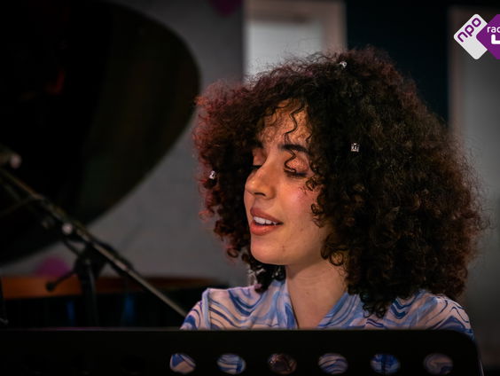 Live bij Dieuwertje: sopraan Sabra el Bahri-Khatri en pianist Martien Maas