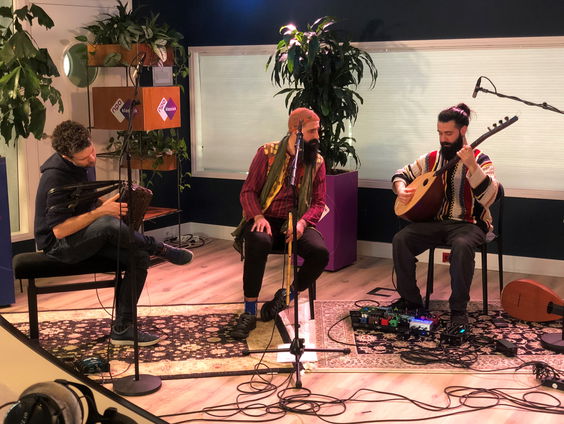 Turks-Nederlandse muzikant Sinan Arat: "muziek is de taal van het universum"