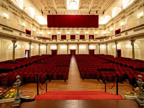 Podia denken over coronaproof concertagenda